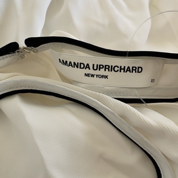 Beacon Jumpsuit in Ivory
Amanda Uprichard XS - Picture 4 of 4